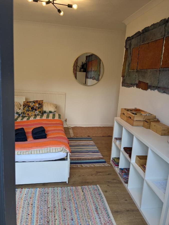 Private With Terrace And Free Parking * EDI