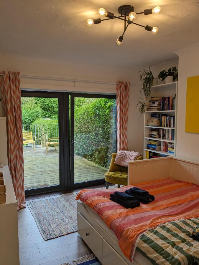 Private With Terrace And Free Parking Privatunterkunft